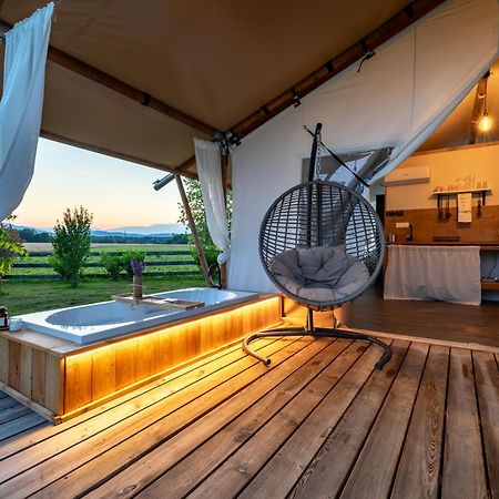 Glamping Kolpa Resort Gradac Bagian luar foto