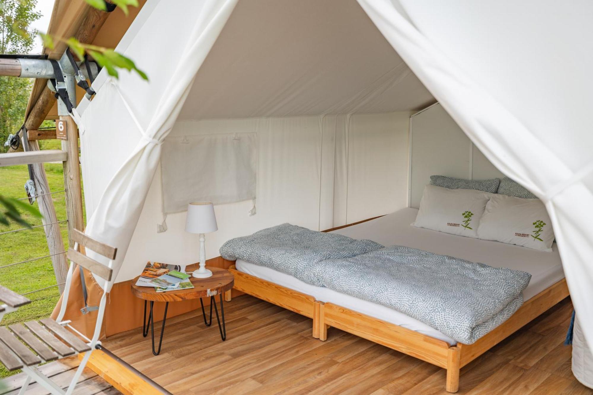 Glamping Kolpa Resort Gradac Bagian luar foto